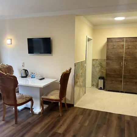 M&m - Hotel