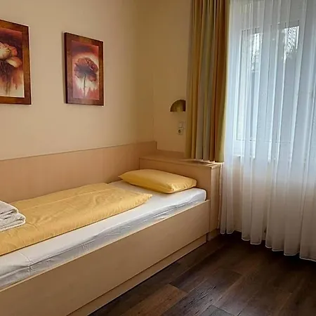 Hotel M&m -